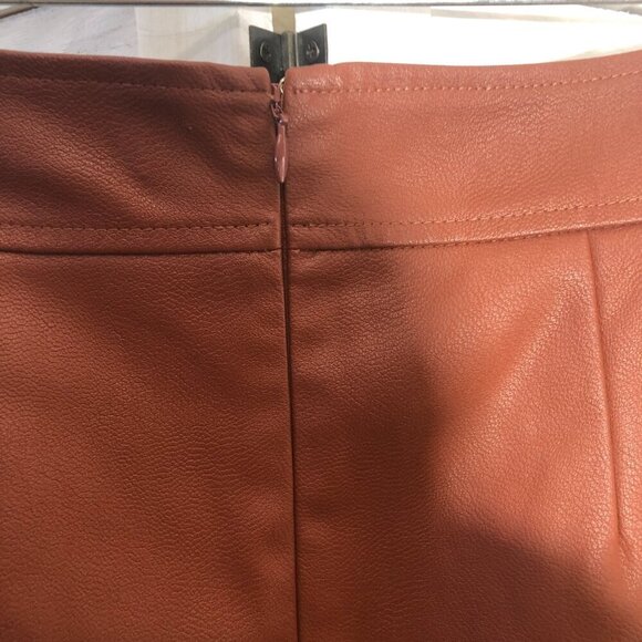 Loft Vegan Leather Mini Skirt Maroon Size 2 - Picture 6 of 9